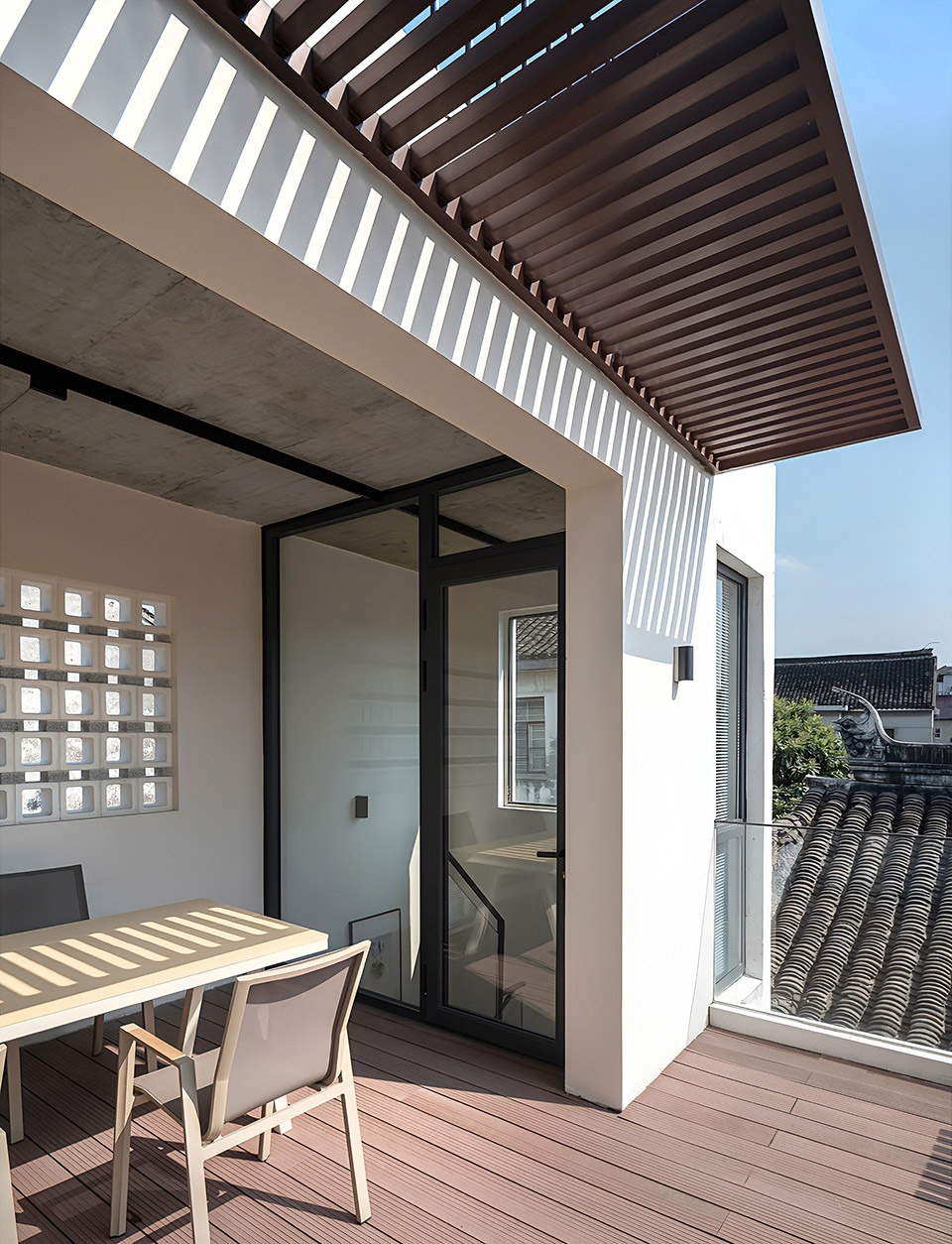 Blossoms Study Zhongjin Lane Renovation by SDTD