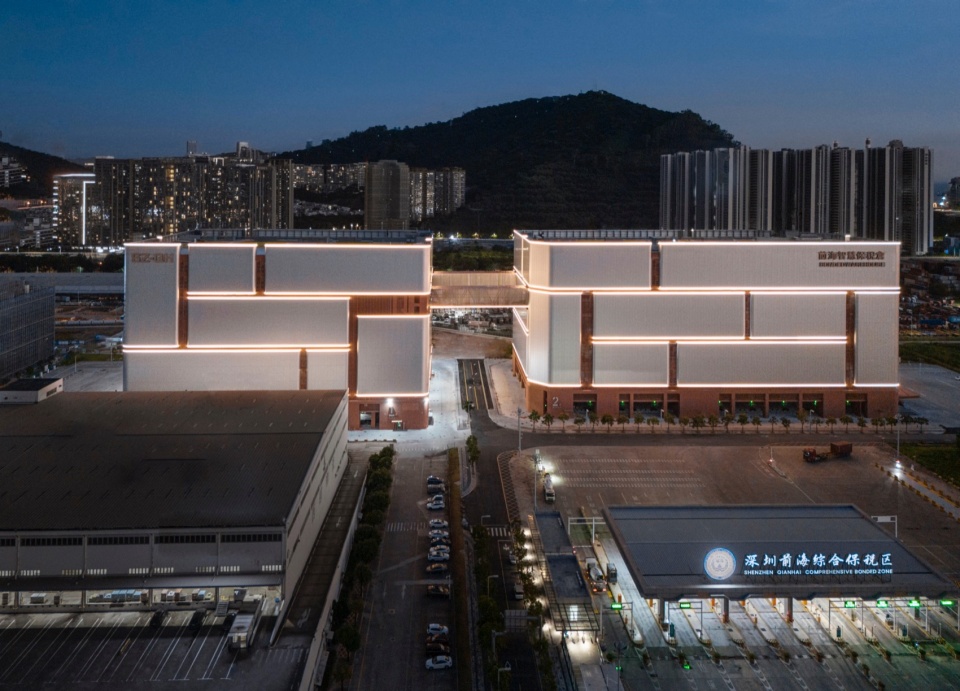 qianhai smart bonded warehouse by architectural design and research institute of scut co ltd