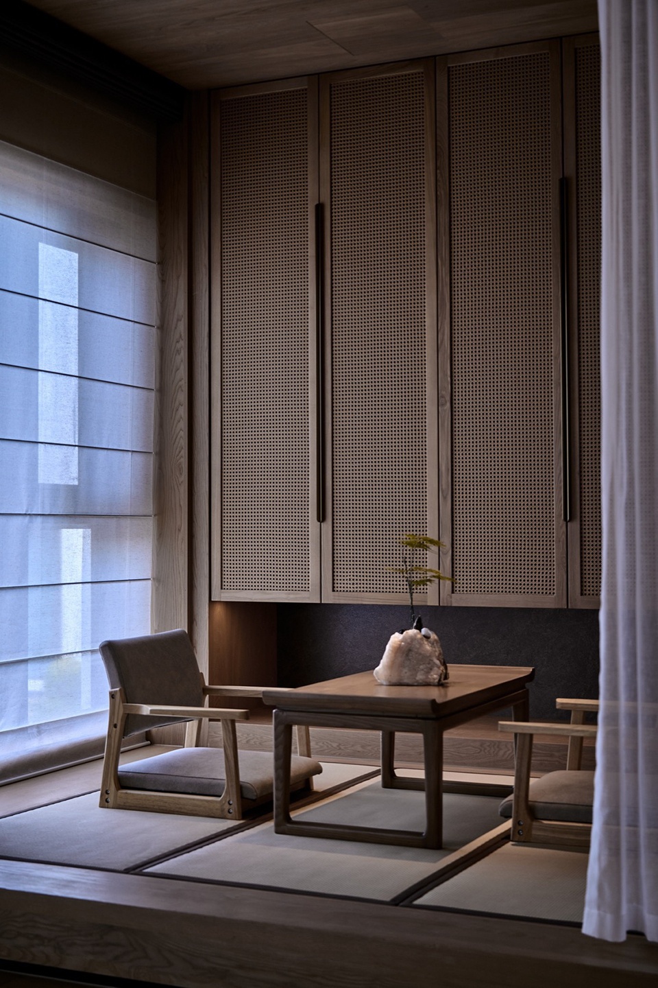 HUANGSHAN MISTYRAIN RESORT HOTEL by SEEKING IN THE DREAM RESTING BY THE WATER