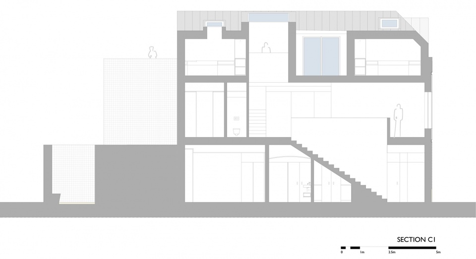 SA Townhouse by Atelier Tiago do Vale