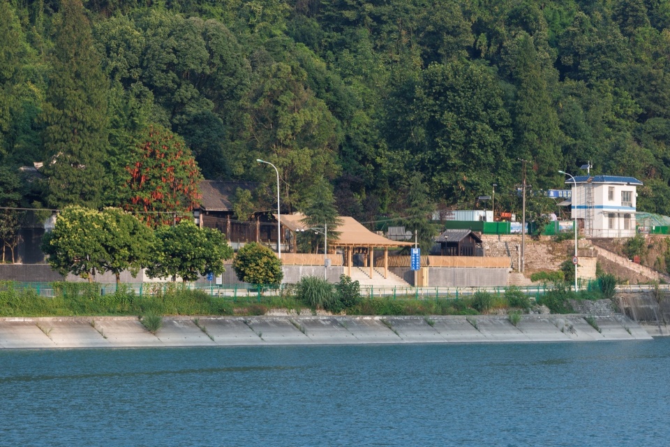 wen weng shrine renovation by un group