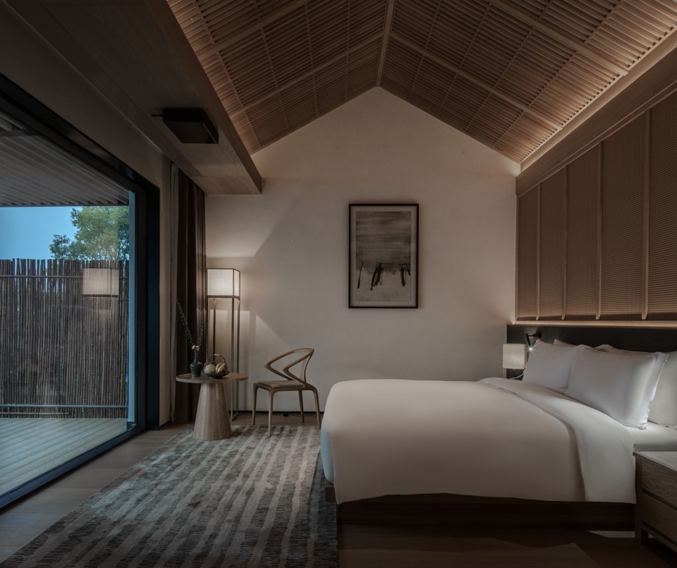 HUANGSHAN MISTYRAIN RESORT HOTEL by SEEKING IN THE DREAM RESTING BY THE WATER
