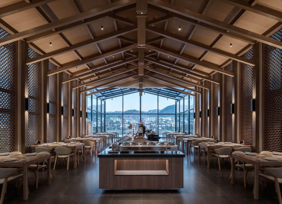 HUANGSHAN MISTYRAIN RESORT HOTEL by SEEKING IN THE DREAM RESTING BY THE WATER