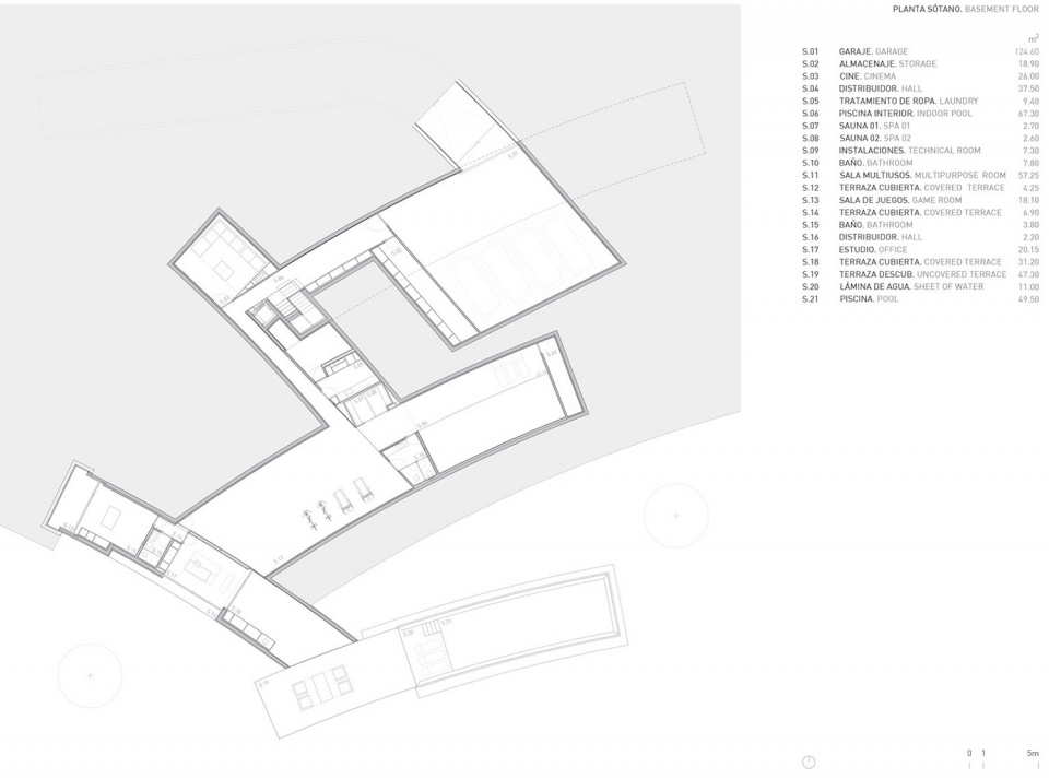 VILLA LAGO LA MORALEJA by FRAN SILVESTRE ARQUITECTOS