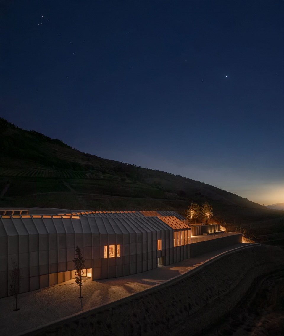 Quinta de Adorigo Winery Atelier Sergio Rebelo