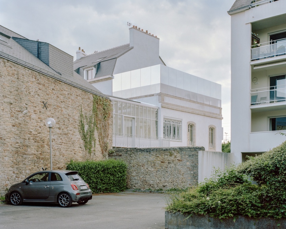 1 © Maxime Delvaux