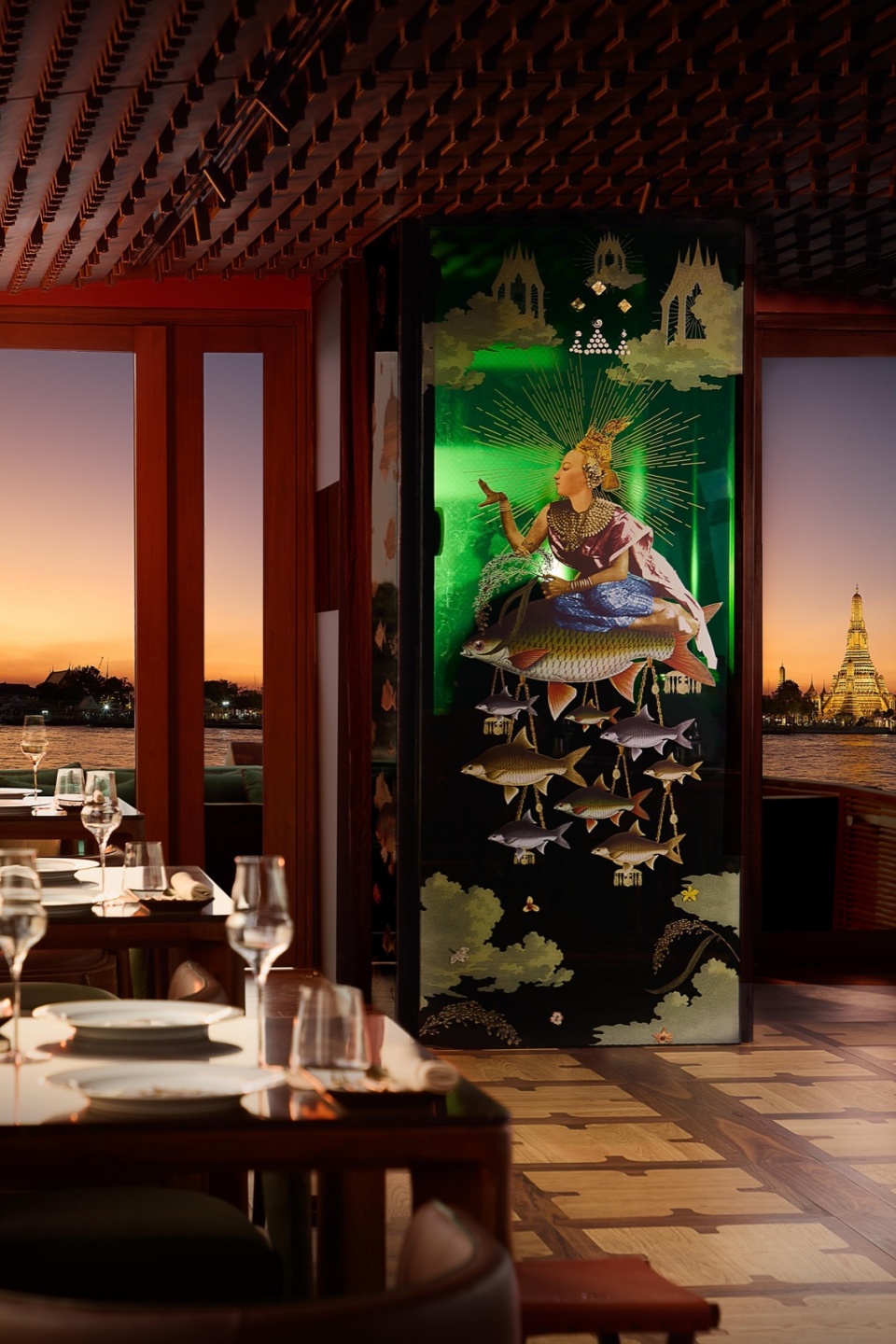 Apsara Cruise Bar Restaurant