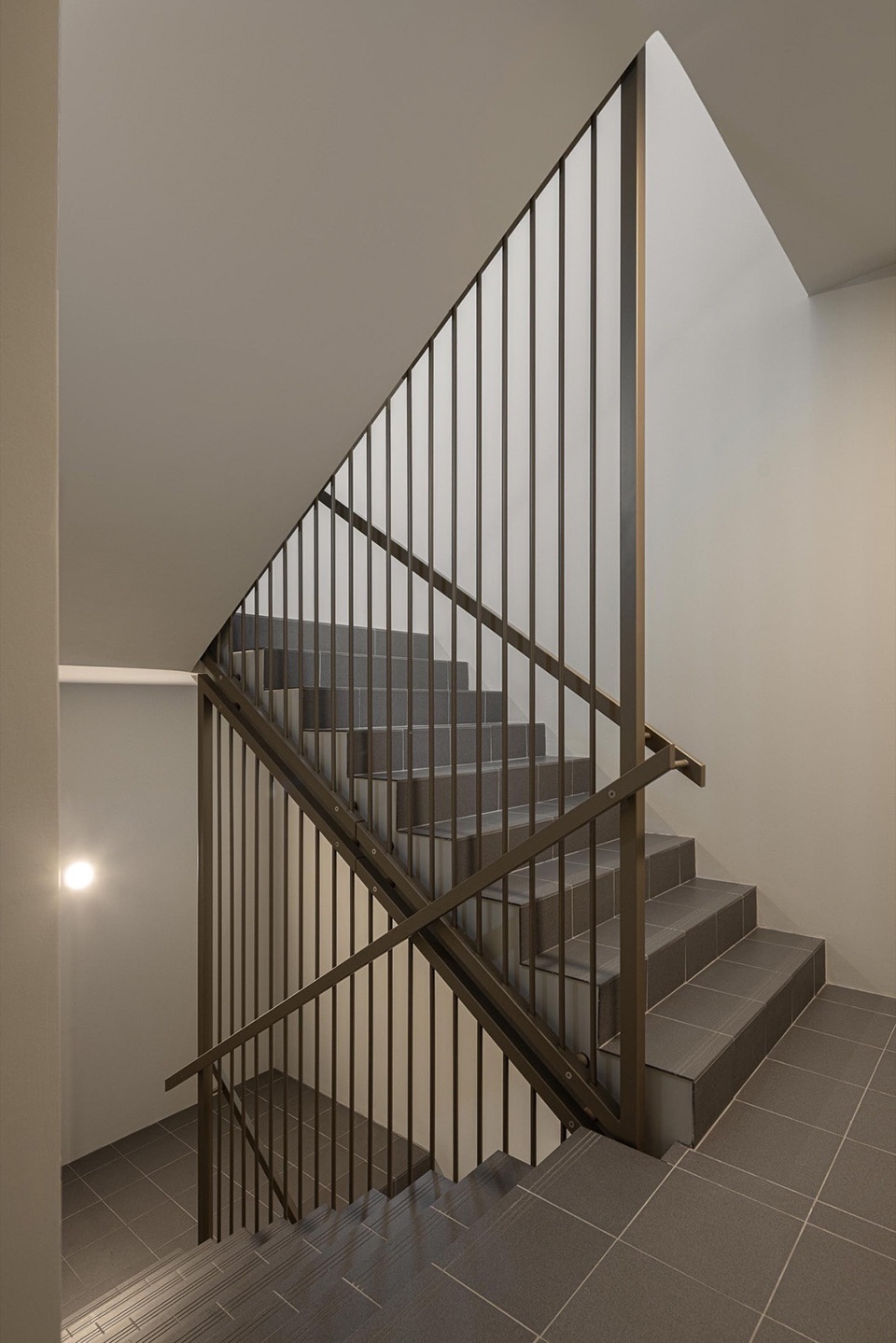 ERNESTO DO CANTO by BOX arquitectos