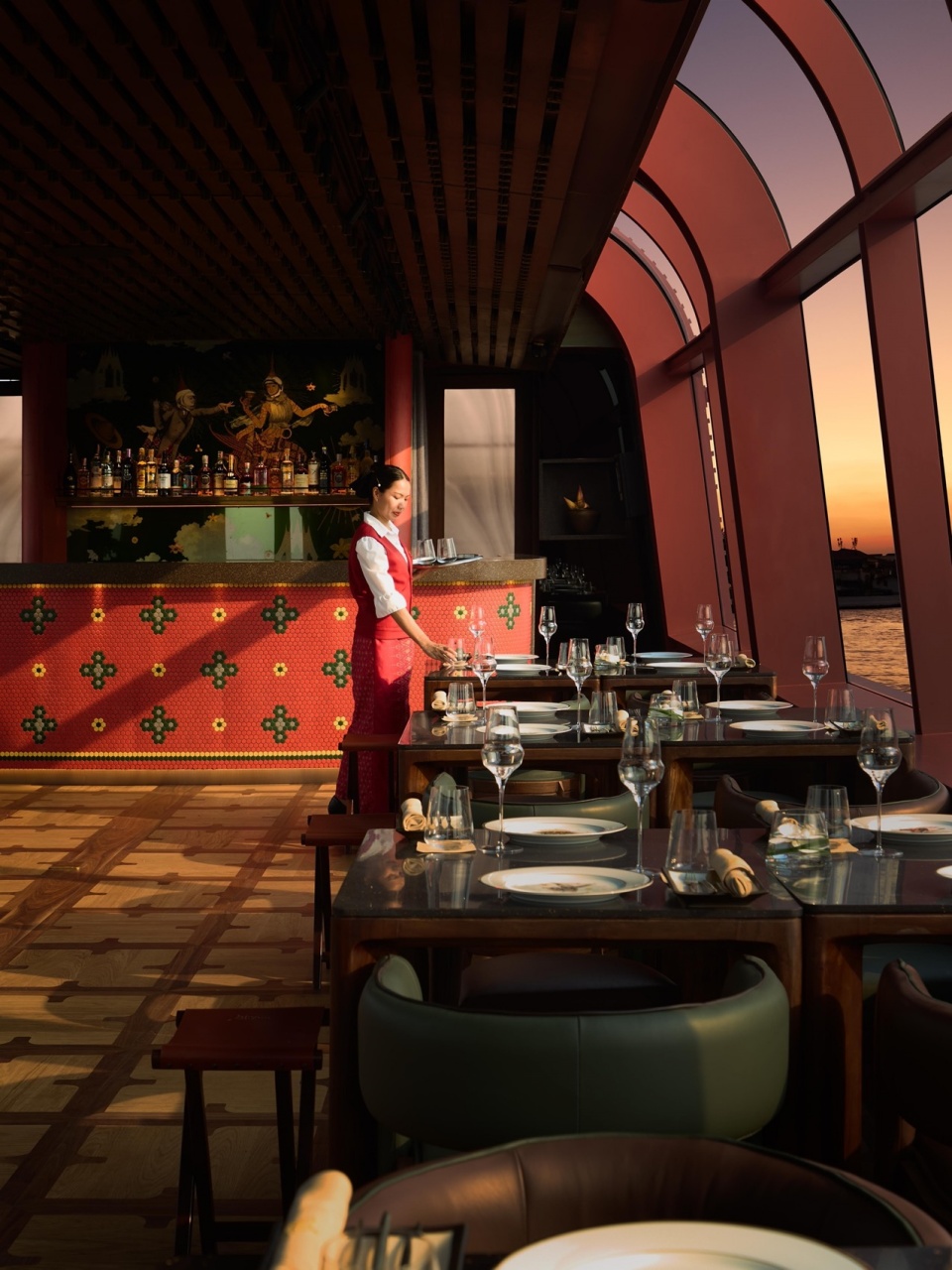 Apsara Cruise Bar Restaurant