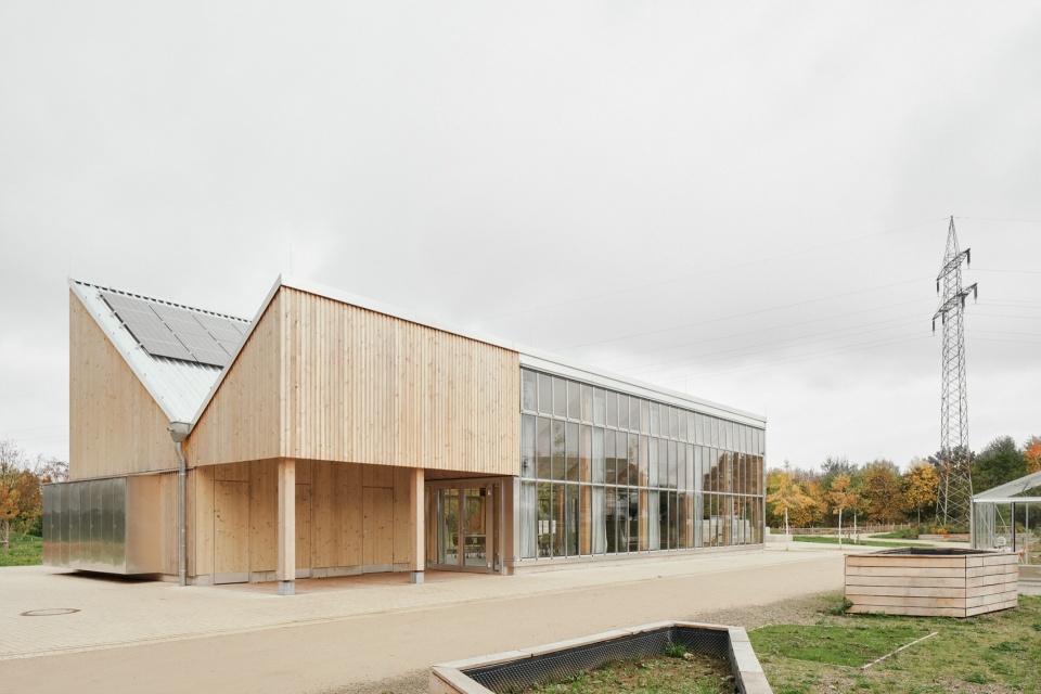 House of the Seasons