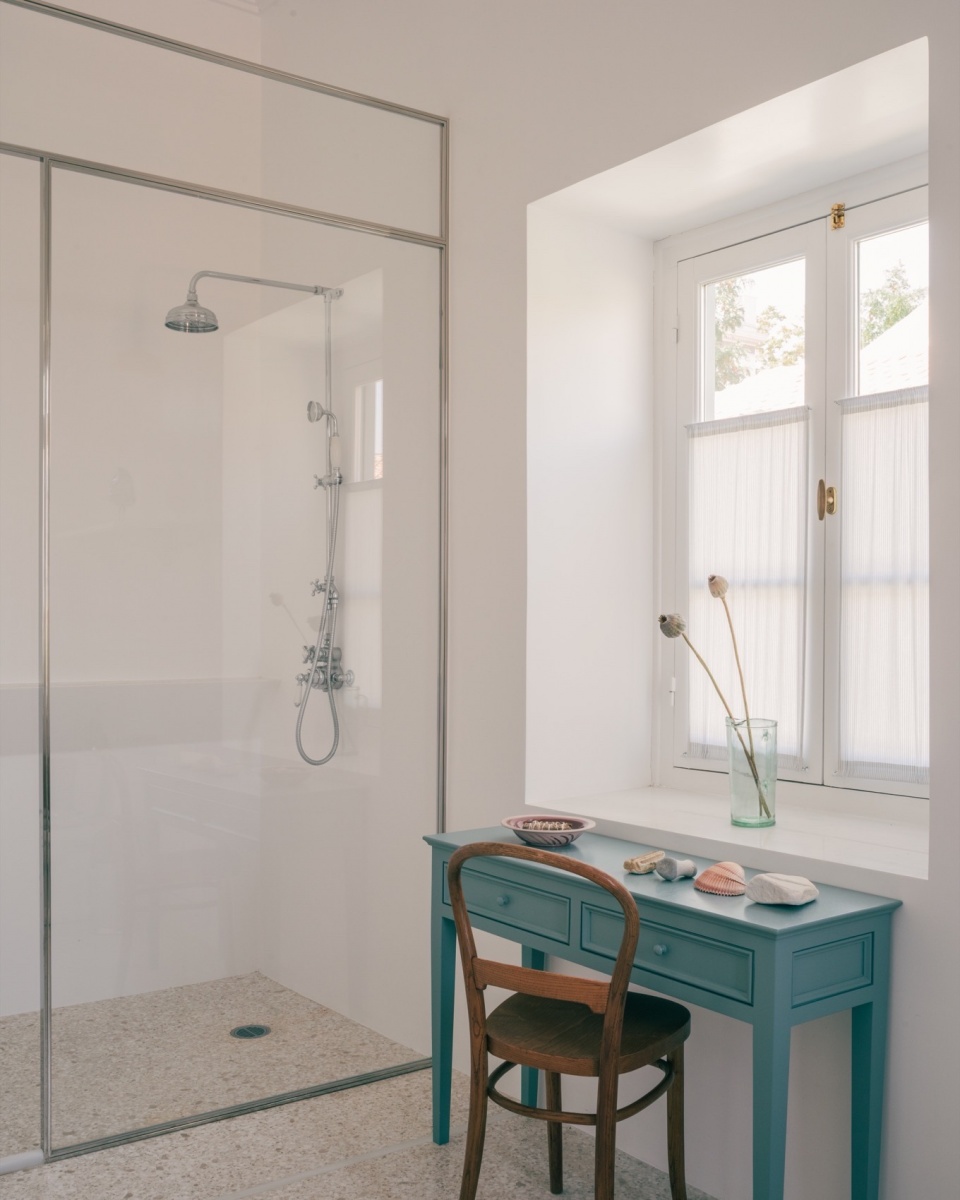 neoclassical townhouse by local local