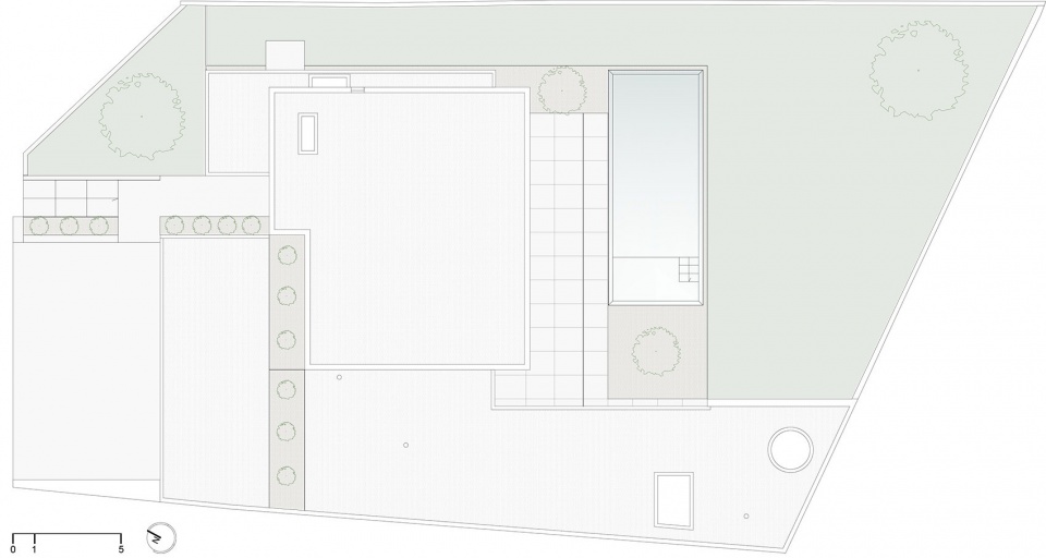 Minimalist White House by Arquitetura501