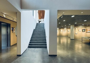 一层美术馆空间 微妙建筑