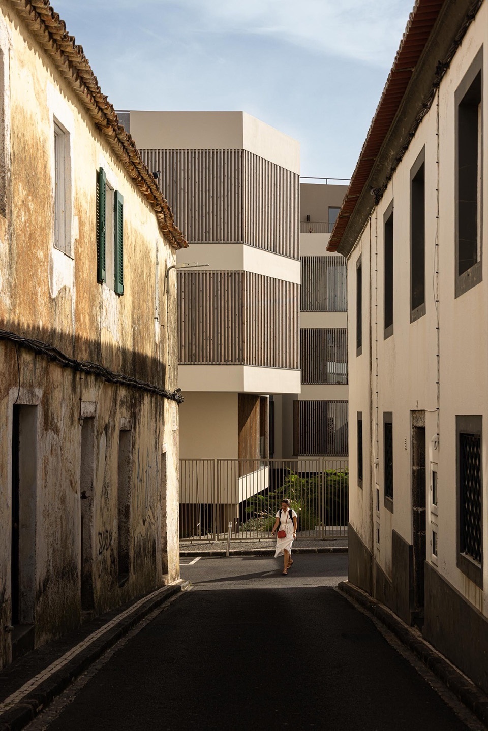 ERNESTO DO CANTO by BOX arquitectos