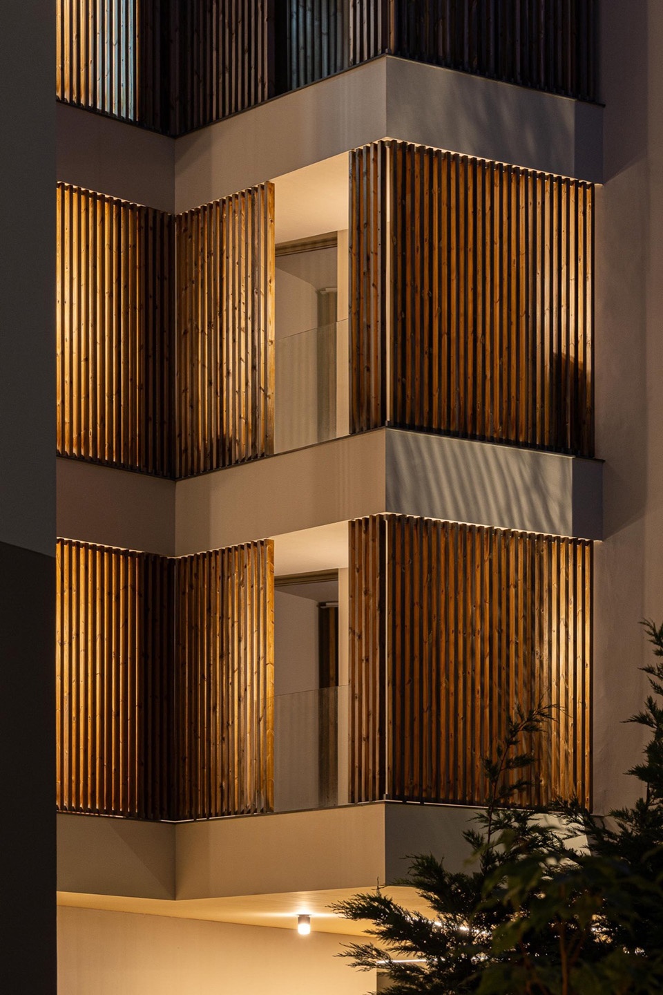ERNESTO DO CANTO by BOX arquitectos