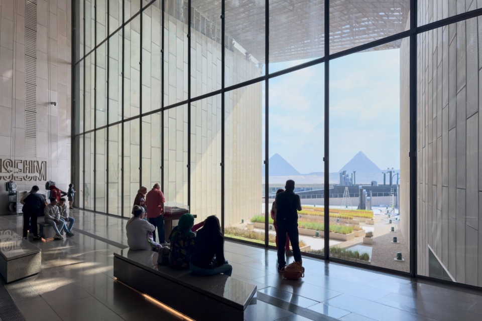 grand egyptian museum by heneghan peng architects