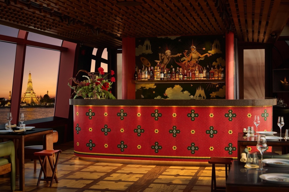 Apsara Cruise Bar Restaurant