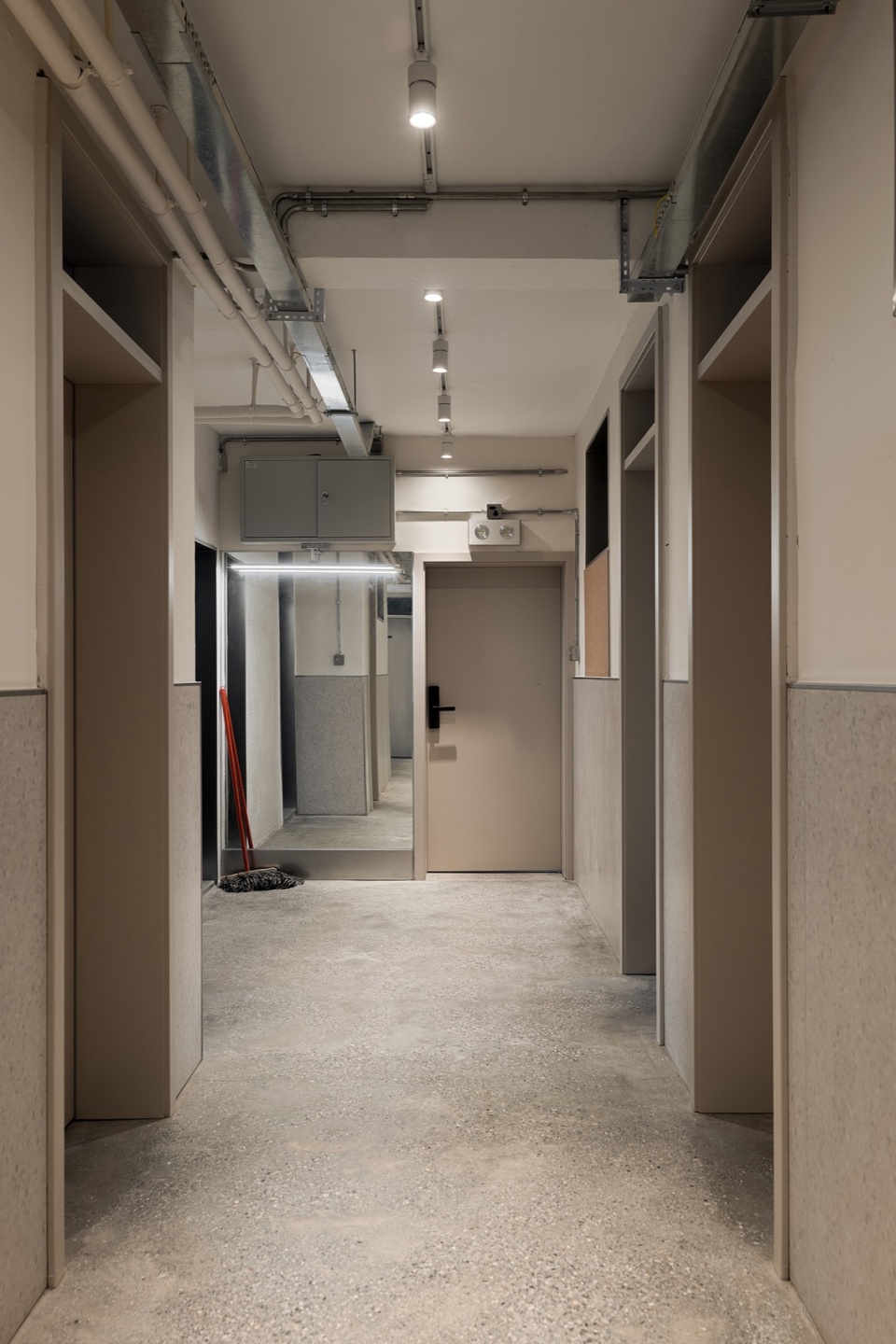 C SCHOOL