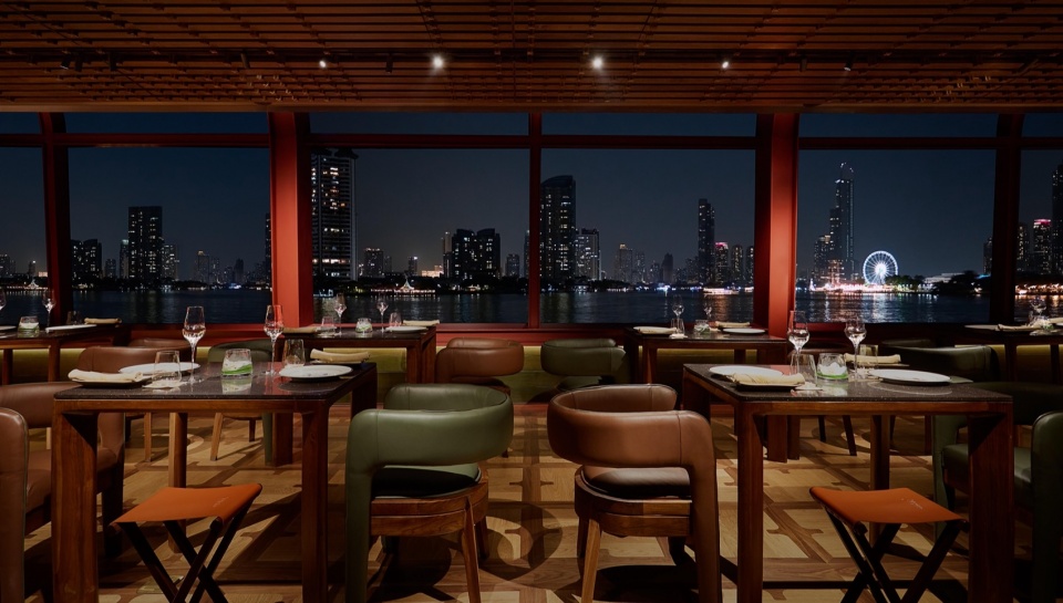 Apsara Cruise Bar Restaurant