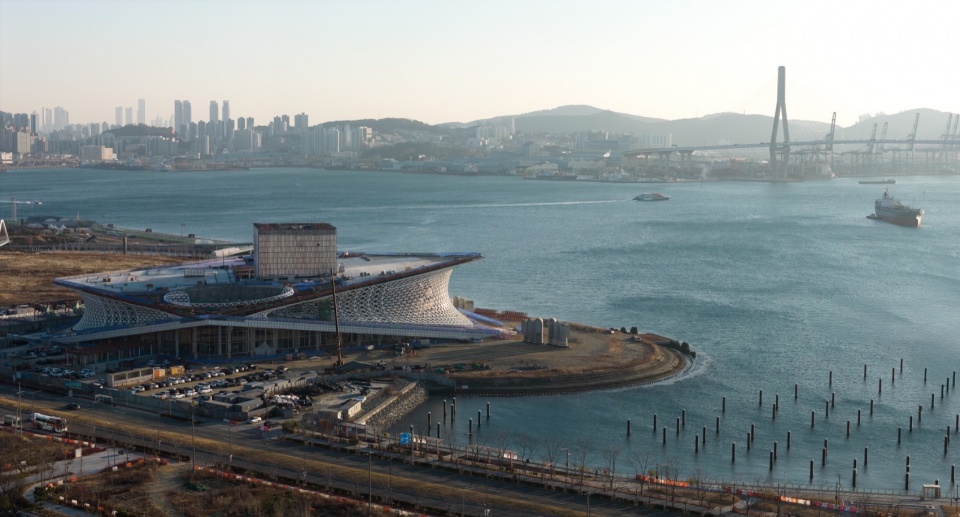 Busan Opera House by Snohetta