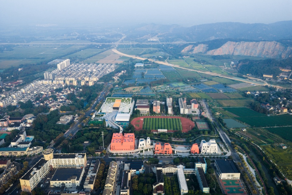 Huzhou Daixi Culture Sports and Commercial Complex by Minax Architecture