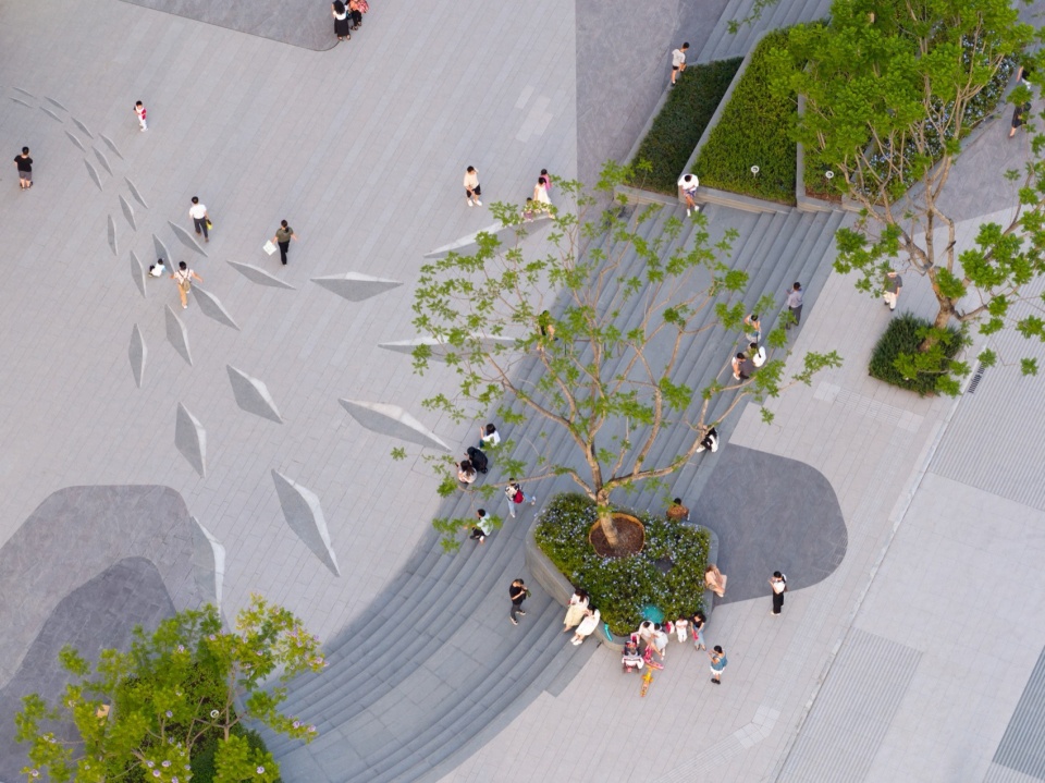 The Ring Garden City Commercial Complex Chongqing by WTD