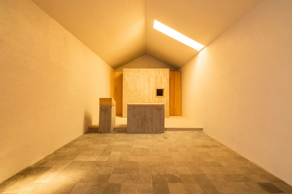 Church of Saint Michael the Archangel Geneto by Alejandro Beautell