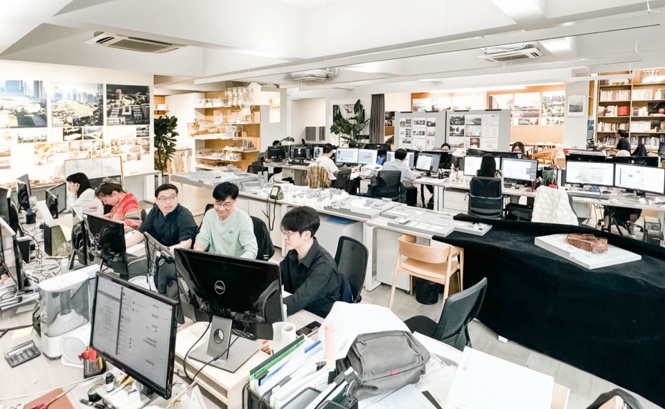 OFFICE FACT Studio Link Arc