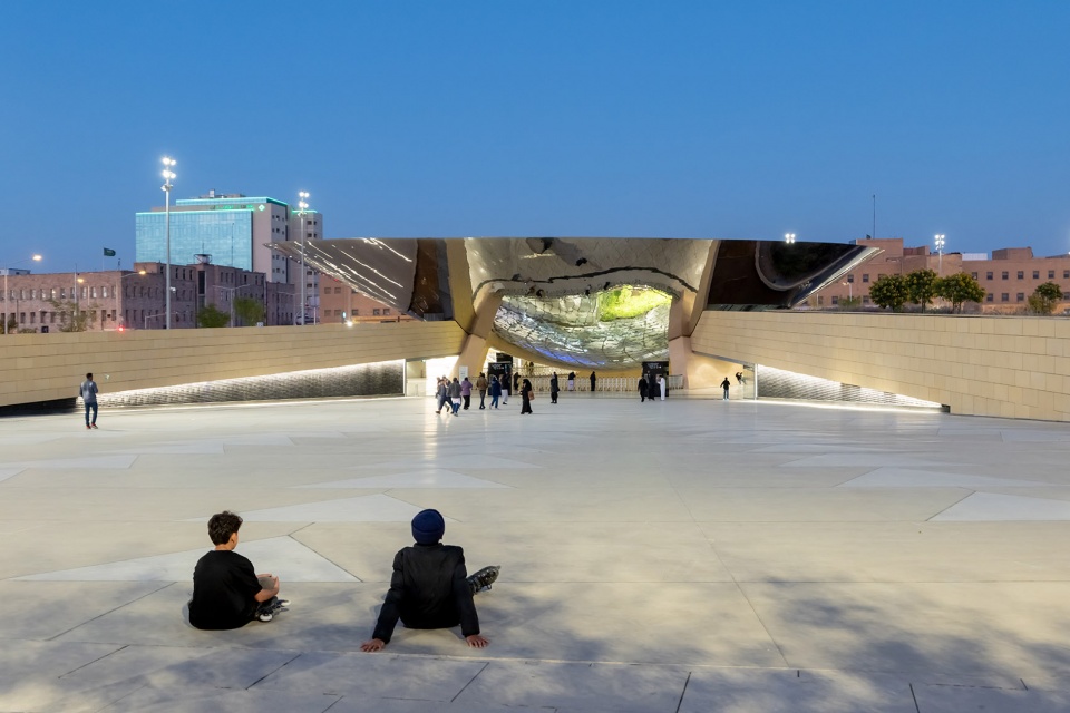 Qasr AlHokm Metro Station
