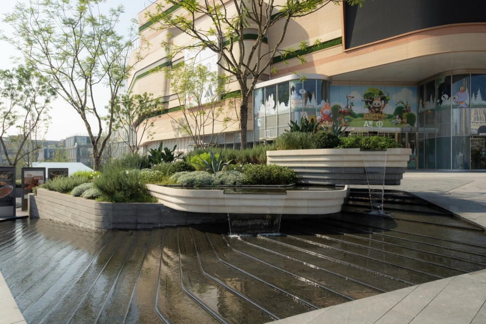 The Ring Garden City Commercial Complex Chongqing by WTD