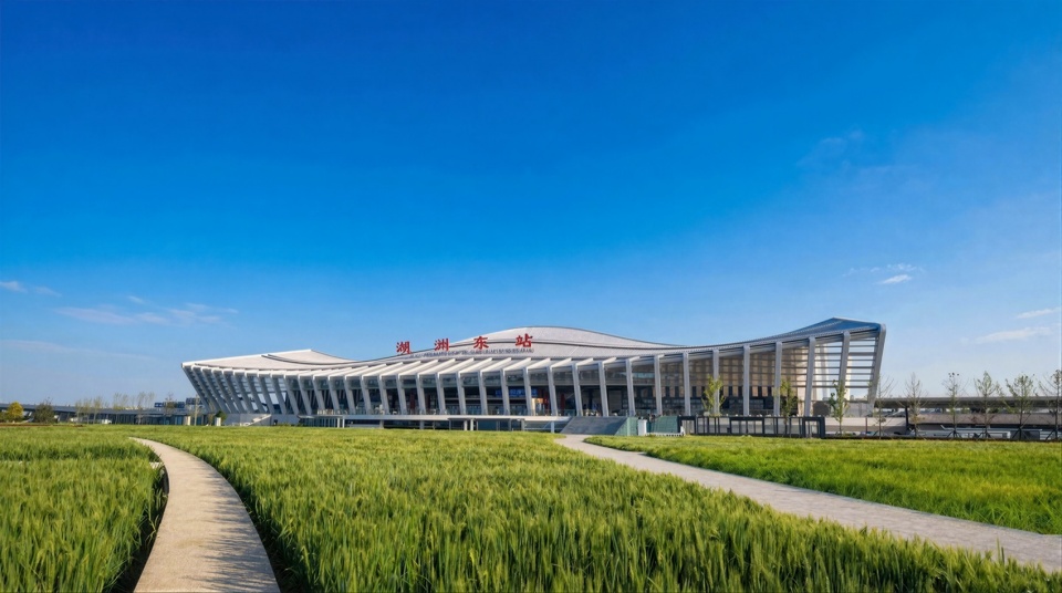 huzhou east station by central south architectural design institute co ltd