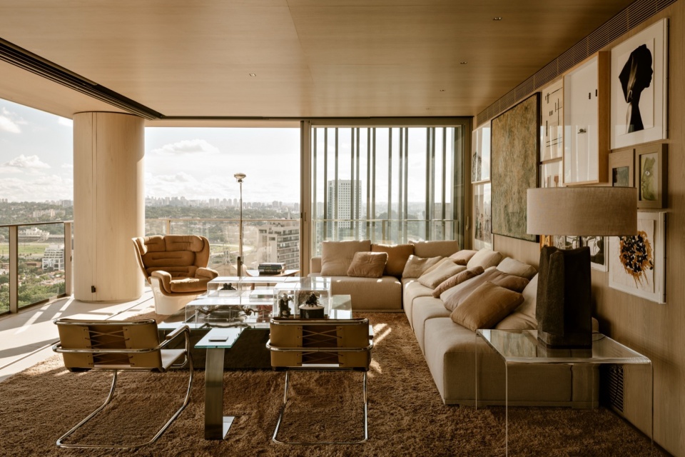 AC Apartment by Studio Arthur Casas