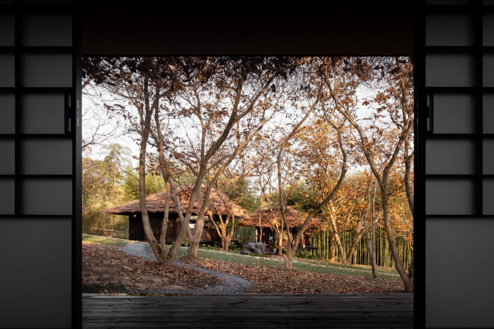 chestnut grove courtyard at the foot of gaofeng chansi monastery by parallect design