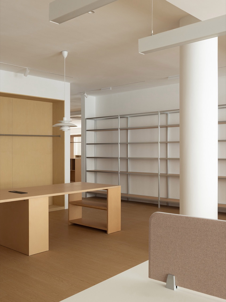 Heyi office by DEPARTURE DESIGN STUDIO