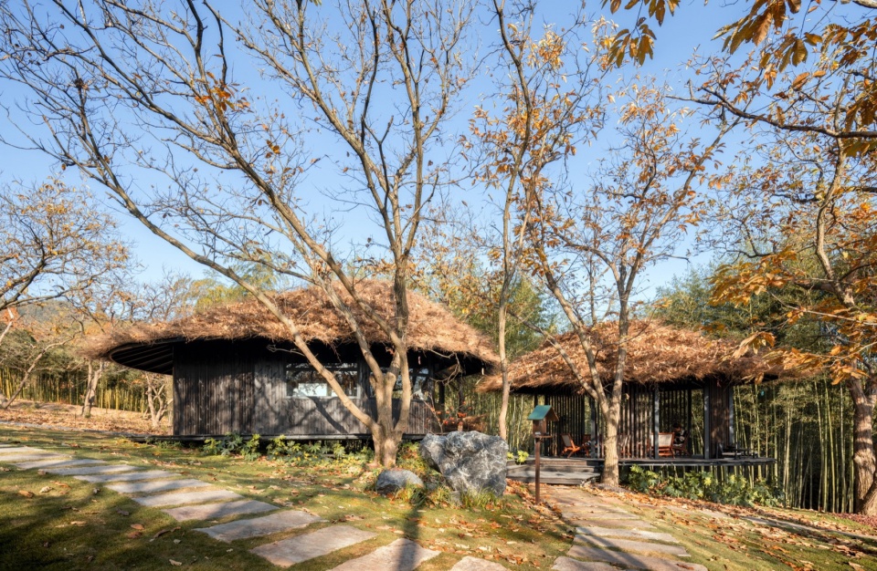 chestnut grove courtyard at the foot of gaofeng chansi monastery by parallect design