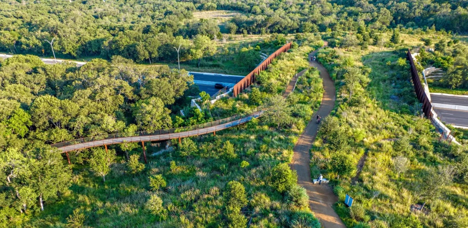 2025 asla general design award of honor a land bridge for cultural and wildlife connections stimson rialto studio