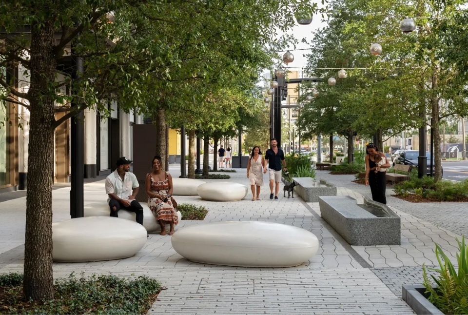 2025 asla urban design award of honor water street tampas continuous canopy reed hilderbrand