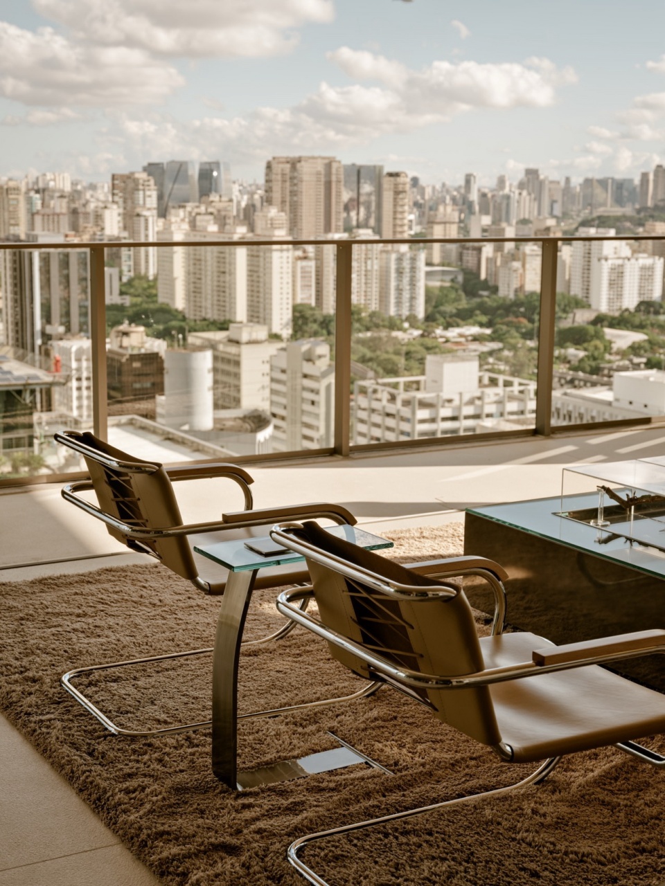 AC Apartment by Studio Arthur Casas