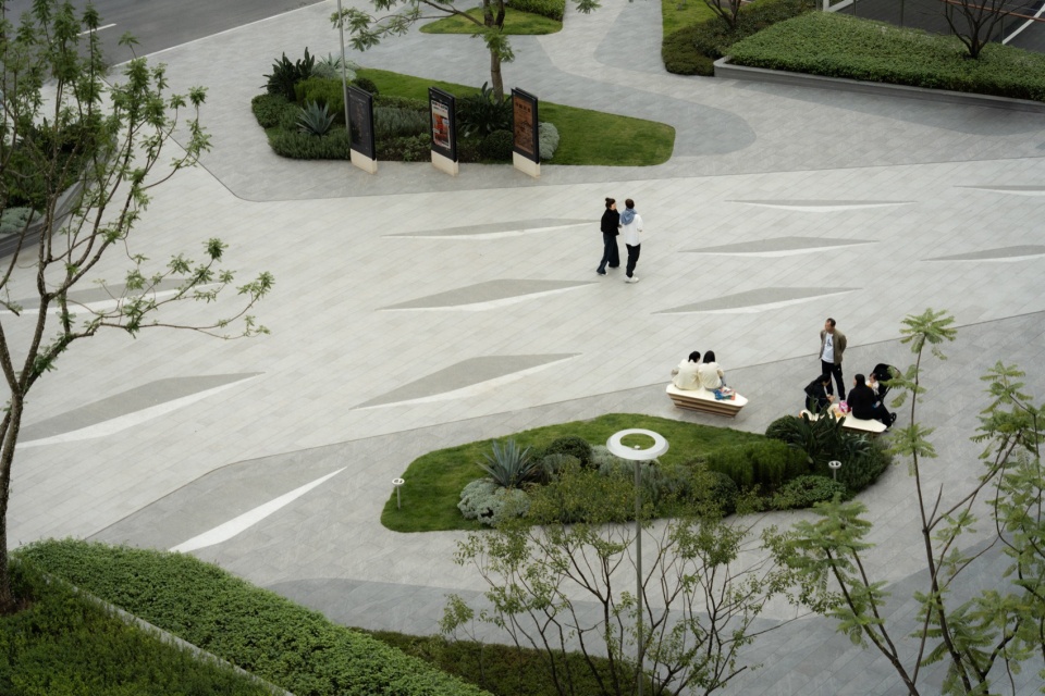 The Ring Garden City Commercial Complex Chongqing by WTD