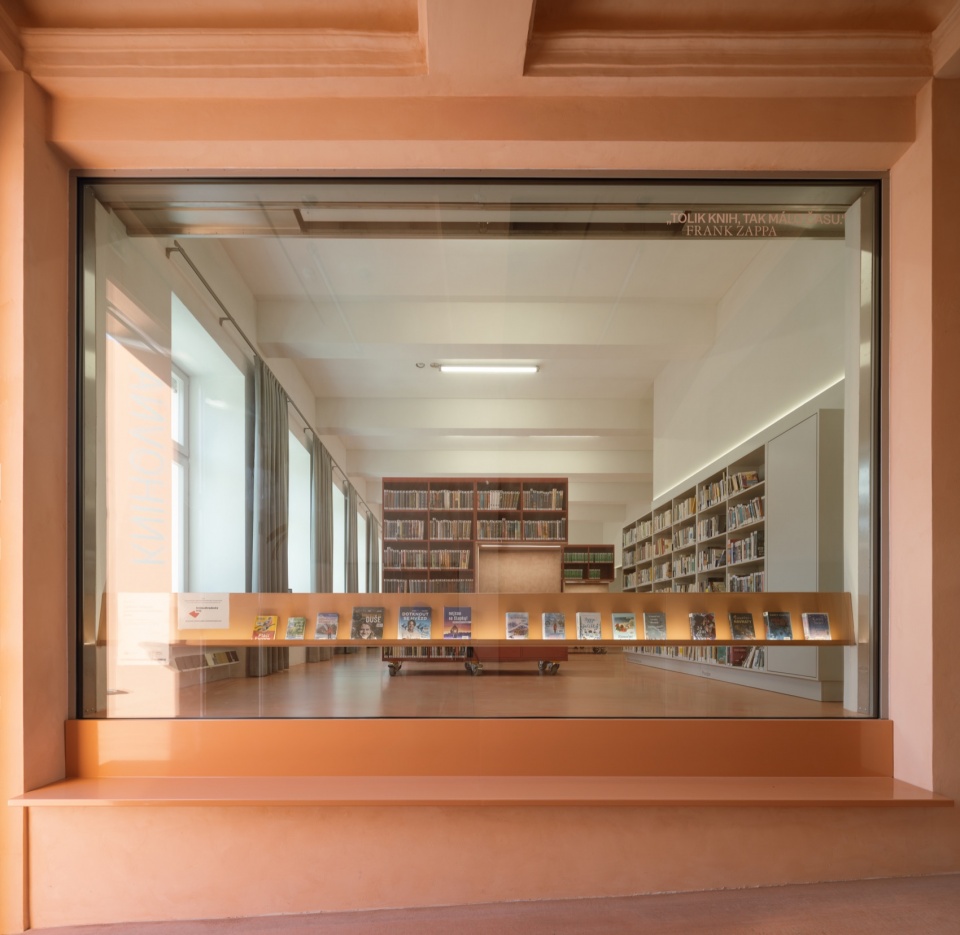 library in cerveny kostelec by papundekl architekti