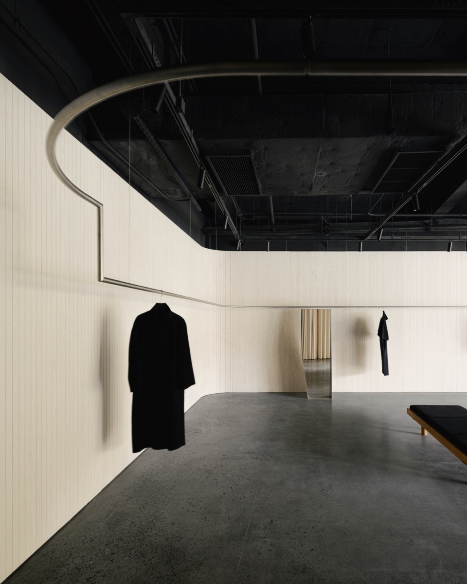 YEARLY PLAN Shanghai Showroom by SHISUO Design