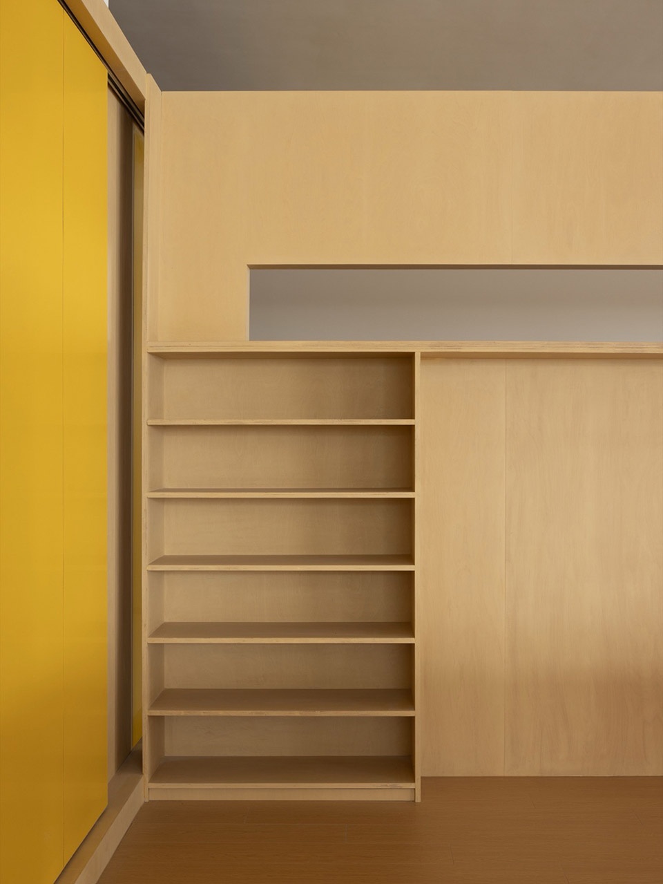 Heyi office by DEPARTURE DESIGN STUDIO