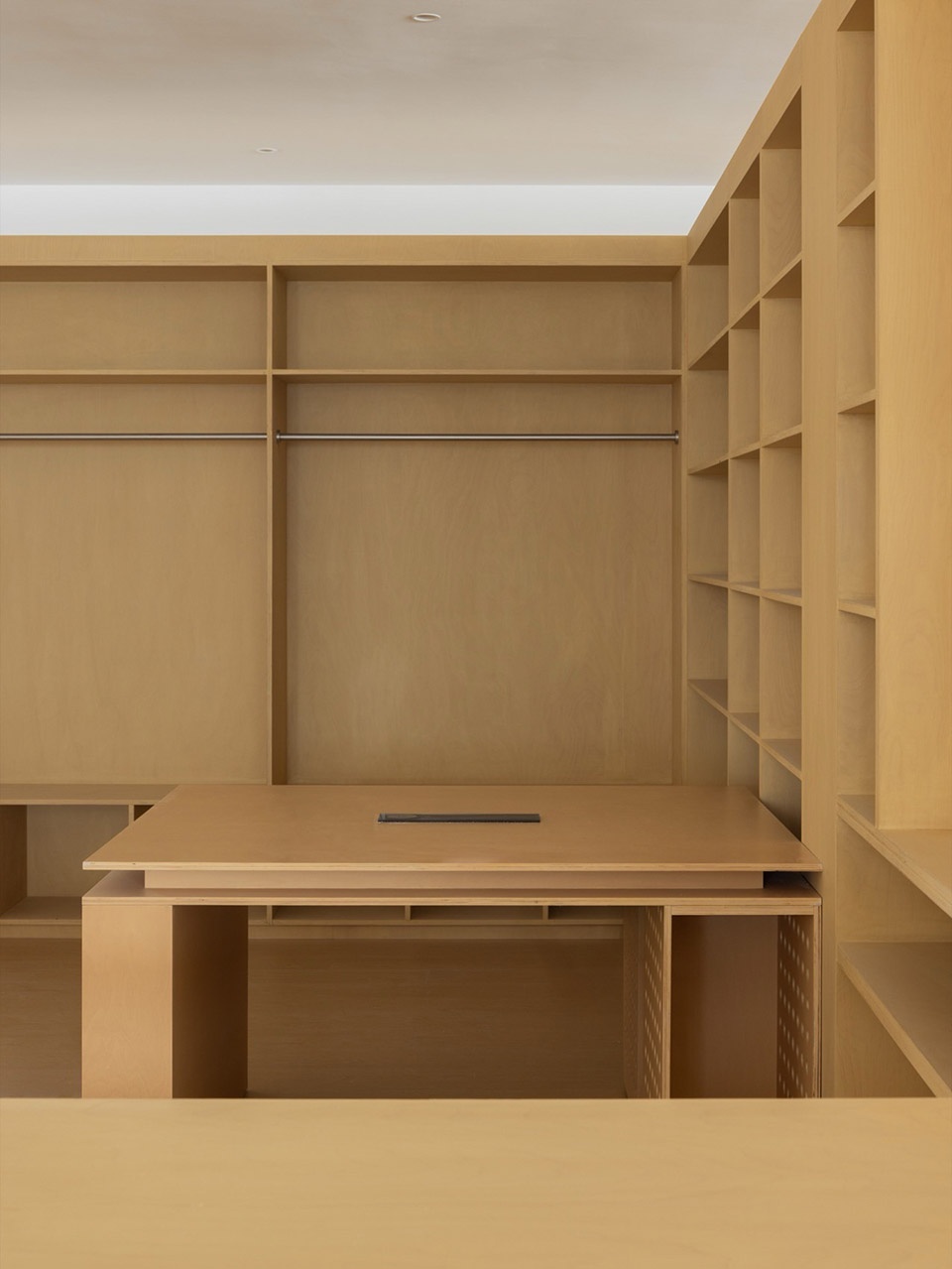 Heyi office by DEPARTURE DESIGN STUDIO