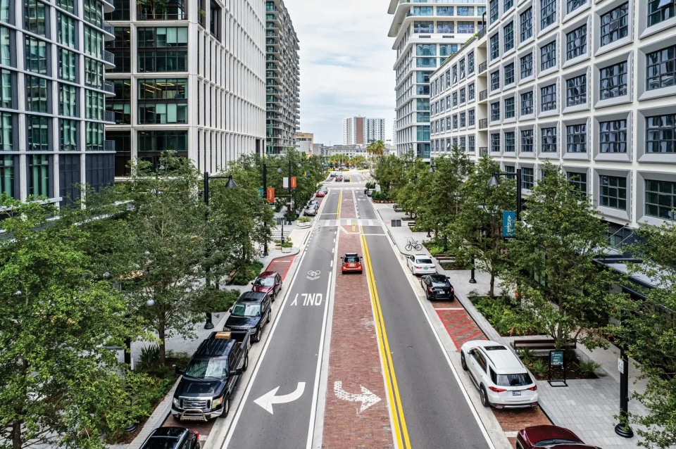 2025 asla urban design award of honor water street tampas continuous canopy reed hilderbrand