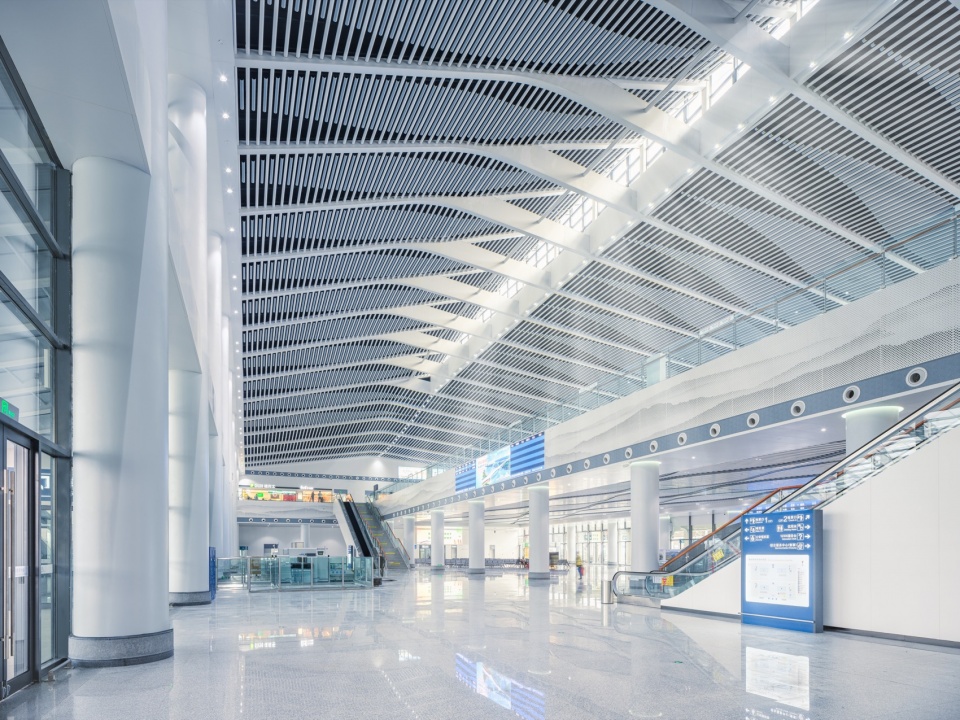 huzhou east station by central south architectural design institute co ltd