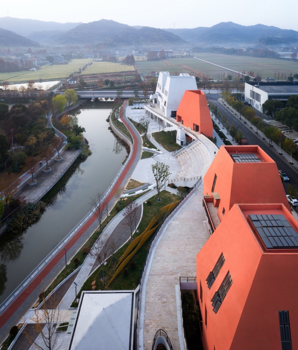 Huzhou Daixi Culture Sports and Commercial Complex by Minax Architecture