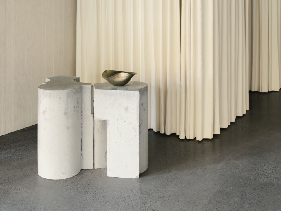 YEARLY PLAN Shanghai Showroom by SHISUO Design