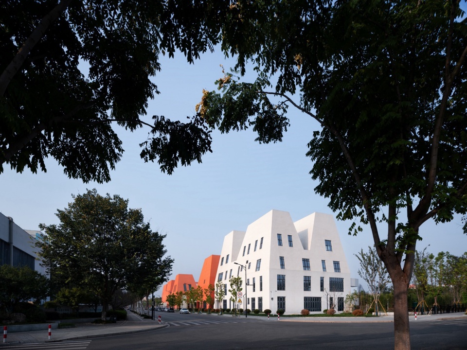 Huzhou Daixi Culture Sports and Commercial Complex by Minax Architecture