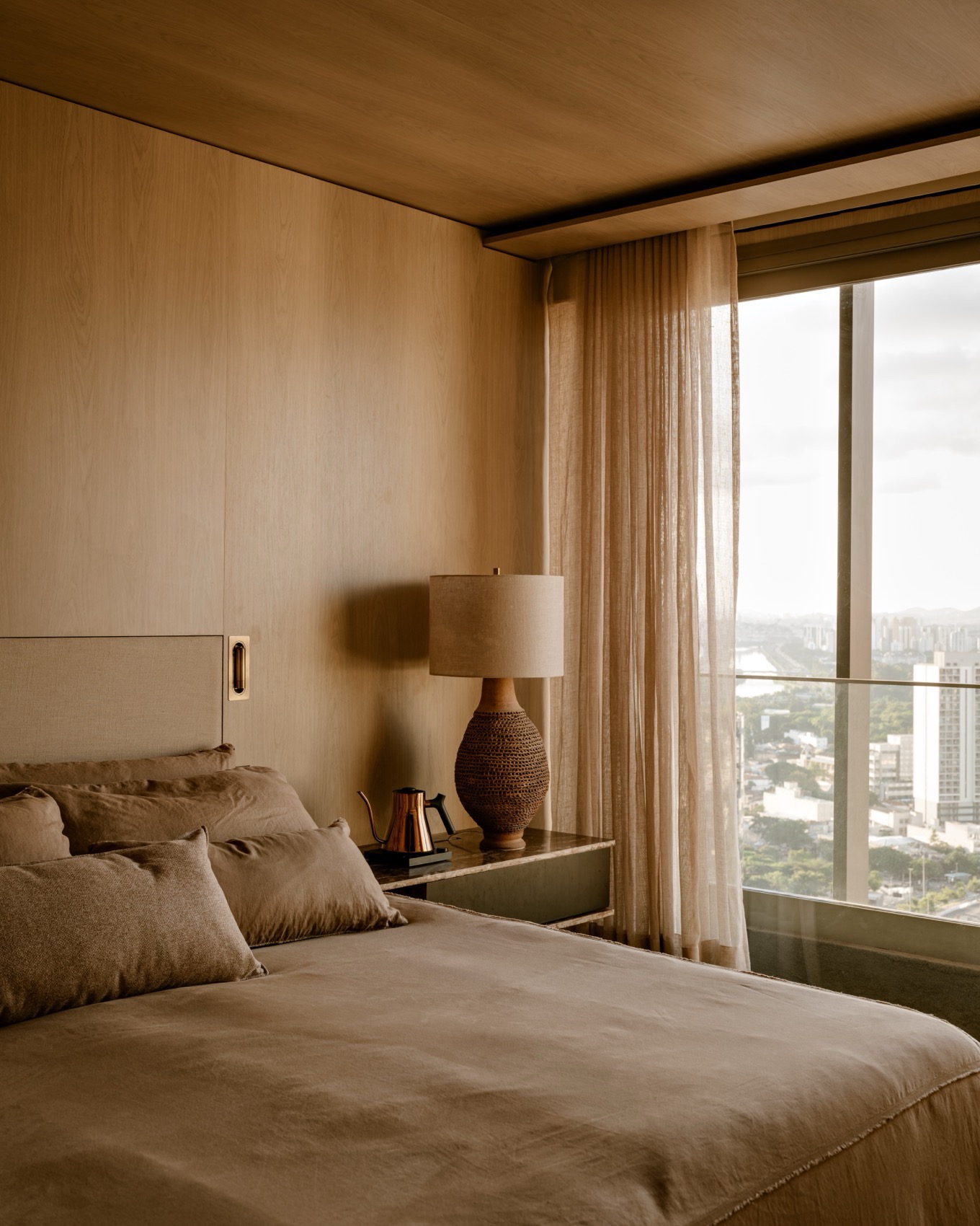 AC Apartment by Studio Arthur Casas
