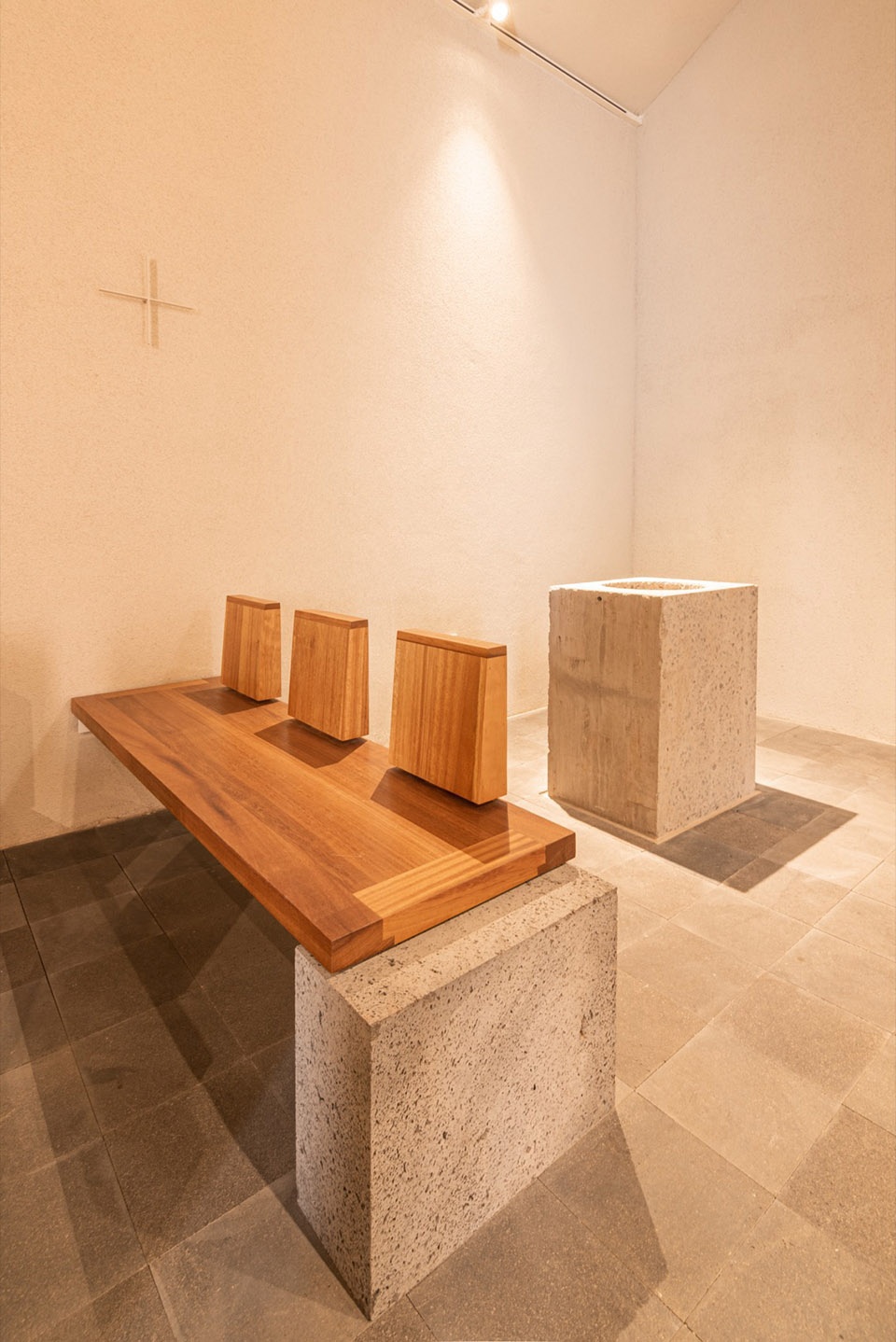 Church of Saint Michael the Archangel Geneto by Alejandro Beautell